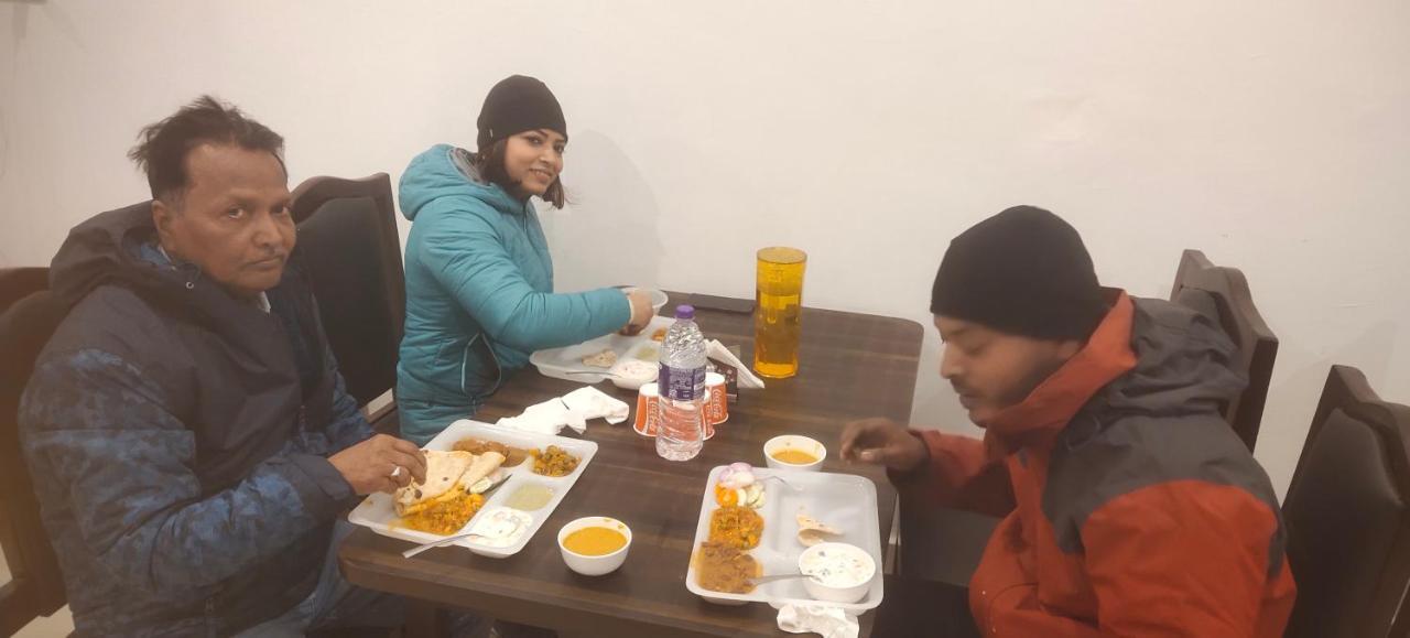 Hotel Gulmarg Residency, Kunzer Gulmarg Extérieur photo