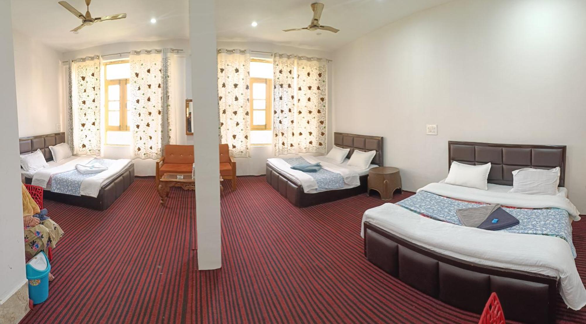 Hotel Gulmarg Residency, Kunzer Gulmarg Extérieur photo