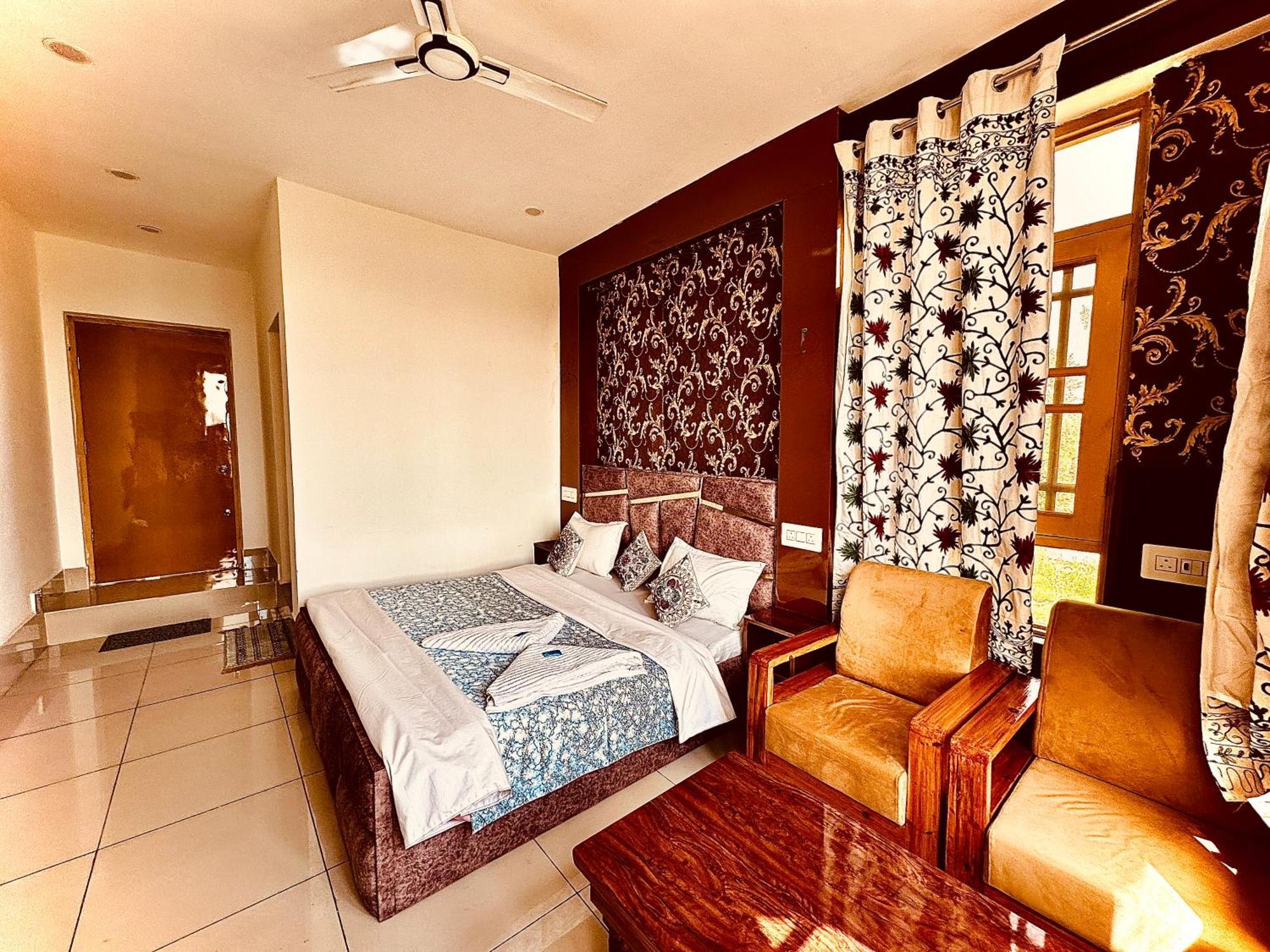 Hotel Gulmarg Residency, Kunzer Gulmarg Extérieur photo