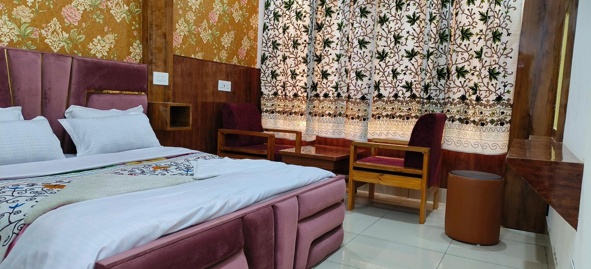 Hotel Gulmarg Residency, Kunzer Gulmarg Chambre photo